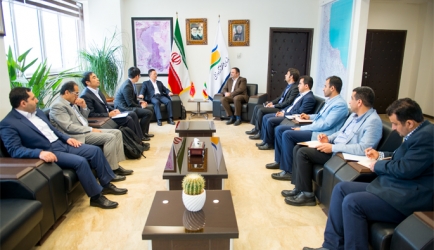 راه اندازی کریدور چین ،قزاقستان، انزلی با ورود نخستین محموله تجاری به بندر کاسپین با حضور مقامات دو کشور