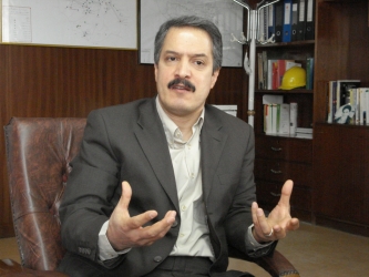 پنج هزار و ۳۰۰ مگاوات کمبود تولید برق در کشور داریم