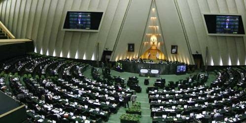 تبلیغ کالاهای خارجی دارای مشابه ایرانی در صدا و سیما و مطبوعات ممنوع شد