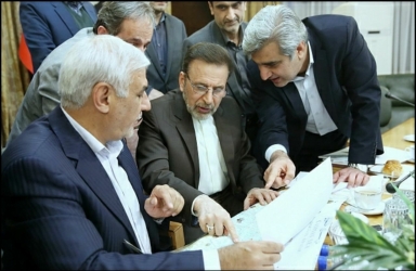  محورهای توسعه گیلان در نشست سرمایه گذاری و توسعه این استان بررسی شد