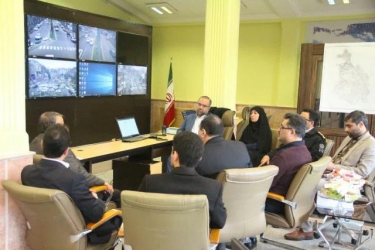 مدیرکل دفتر حمل و نقل ترافیک وزارت کشور از مرکز کنترل ترافیک شهرداری رشت بازدید کرد
