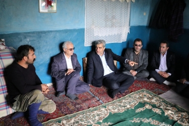 استاندار گیلان با ساکنین پشت سد آیت‌الله بهجت دیدار کرد