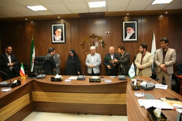 تقدیر از برگزیدگان کارگاه رنگ آمیزی تخم مرغ های نوروزی