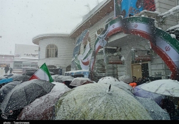 مسئول بی لیاقت نمی خوایم نمی خوایم 