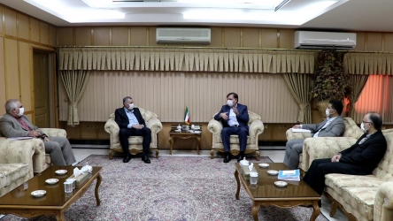 جذب نیروی بومی در مجتمع دخانیات از انتظارات گیلان است