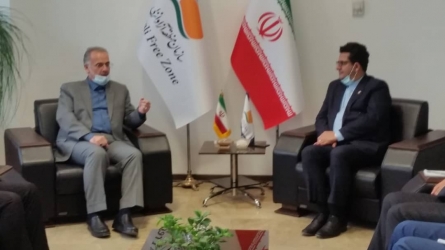  تبدیل منطقه به پایگاه صادراتی و ترانزیت کالا ، از اولویت های اصلی سازمان می باشد