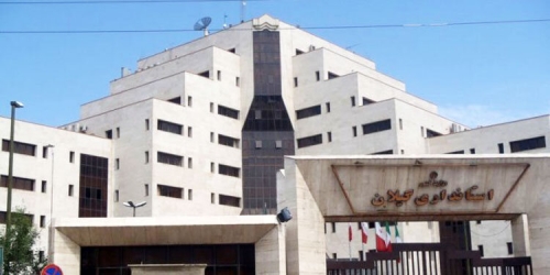 متفق نباشیم بجای ناخدا و کد خدا ، یکی از ناکجا می آید