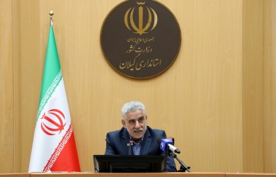 پرداخت مطالبات کادر درمان باید در اولویت باشد