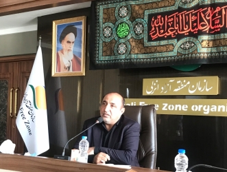 هیچ نسبت سببی و نسبی با معاون اجرایی رییس جمهور ندارم
