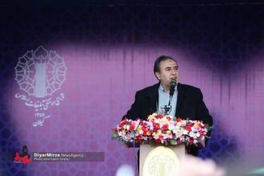فروپاشی اقتصادی کشور نتیجه صرف وقت در دهه 90 برای ارتباط با غرب بود