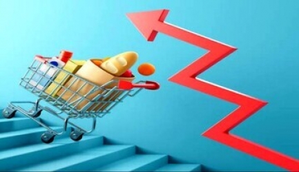 روزنامه کیهان رسانه ها را عامل افزایش تورم و بد شدن معیشت عنوان کرد!!