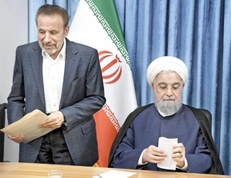 بداقبال و بداقبال‌تر/ پزشکیان چگونه بدشانس تر از روحانی شد