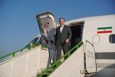 وزیر امور خارجه وارد گیلان شد