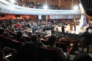 شهردار و استاندار گیلان: رانندگان، خون در رگ‌های شهر رشت هستند | قدردانی از تلاش رانندگان تاکسی و اتوبوس