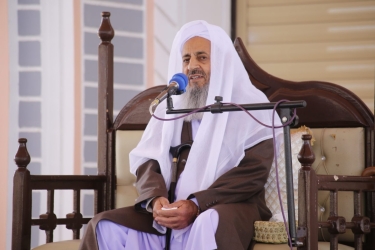 عبدالحمید: اقتصاد ایران به مرحله فروپاشی رسیده؛ راه خروج «توافق» است
