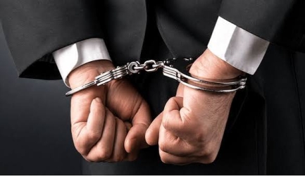 کلاهبردار ۱۷۱ میلیاردی بانکی قبل از فرار از کشور دستگیر شد  