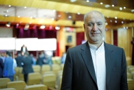 مدیران کنونی زحمتکش اند، اما به نوعی گل لگد می‌کنند! / باید به جای مدیریت پسرخاله ای، وزارت بحران تشکیل دهیم