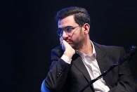 شما از آنها انتظار تربیت جامعه را دارید؟