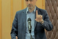 آقای نماینده، نکاتی را مطرح کردید که دم خروس از آن بیرون‌زده!