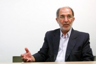 نیروی انتظامی باید از صدر تا ذیل همگی آموزش رفتار درست با مردم را ببینند