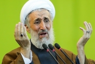 کاظم صدیقی از امام خمینی هم جلو زده است!/ کار بجایی رسیده که امام جمعه یک شهر هم بجای رئیس جمهور تصمیم می گیرد!!