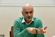 از تجربه تاریخی فروپاشی پهلوی درس بگیریم/ این گزارش می‌گوید که گستره و عمق فساد  چه خبر است
