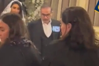 عروسی خوبان/چرا مجری حجاب اجباری جلوی بی‌حجابی در مراسم دختر خود را نگرفت؟