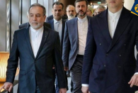 از خبرنگار بی‌خبر صداوسیما تا دور افتخار بر فراز طبس و پیامک فله‌ای